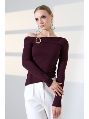 Lubiti Madonna Yaka Gold Aksesuarlı Sandy Bluz