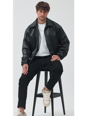 Klasik ve Güçlü: "atk Giyim ile Tarzınızı Konuşturun: Premium Suni Deri Bomber Ceket Koleksiyonu!"