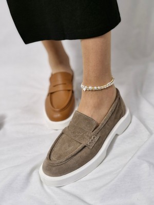 Hakiki Deri Şık ve Rahat Kadın Loafer Ayakkabı Günlük Kullanım Için Konforlu ve Zarif Seçim