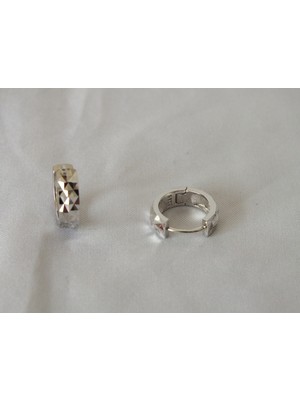 Marmaris Jewellery 925 Ayar Gümüş Küçük Halka Küpe Ince Desenli Unisex Zarif ve Günlük Kullanıma Uygun