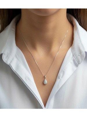 Hoolya Design Xuping Damla Zirkon Taşlı Gümüş Renk Premium Çelik Kolye