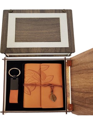 Pazarcan Özel Ahşap Kutulu Taba Deri Defter ve Anahtarlık Set