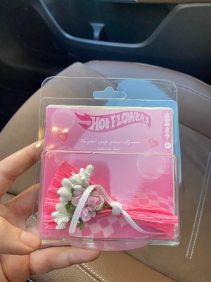 Hot Flowers Aynalı Şarkılı ve Yazılı Mini Çiçek Buketi