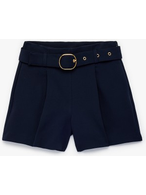 Koton Kemer Detaylı Beli Ayarlanabilir Lastikli Pileli Şort