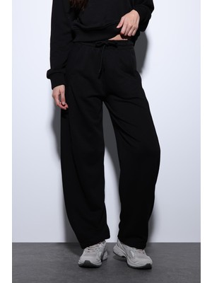 Antioch Siyah Basic Düz Paça Kadın Eşofman Altı