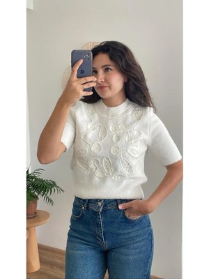 Nihanello Butik Nakış Işlemeli Yumuşak Dokulu Bluz