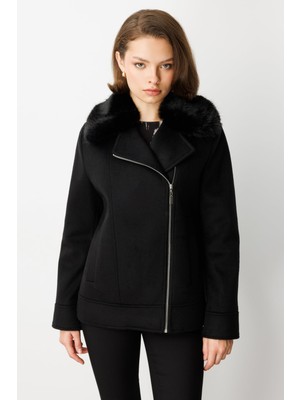 Ekol Yakası Kürklü Kruvaze Mont