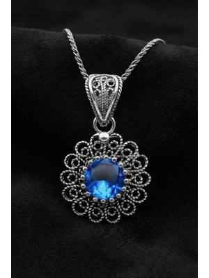 Erdobia Mart Akuamarin Doğum Taşı Çiçek Motifli Telkari Gümüş Kolye