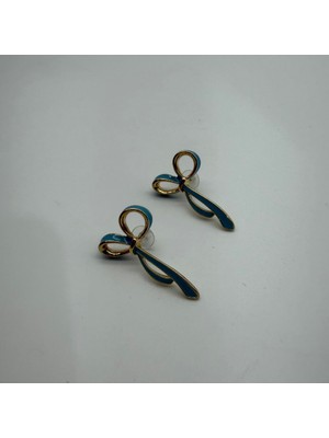 Mare Accessories Mavi Kenar Detaylı Fiyonk Form Gold Küpe