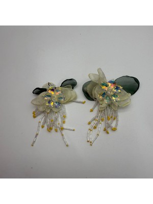 Mare Accessories Kristal Taşlı Çiçek Form Boncuk Detaylı Küpe