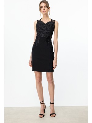 Ekol Kalın Askılı Dantelli Mini Gece Elbisesi