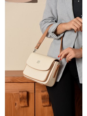 Just Polo Kadın Kapaklı Omuz Çantası JPM4041