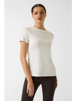 Guess Kadın TIŞÖRT-V3BI11J1314