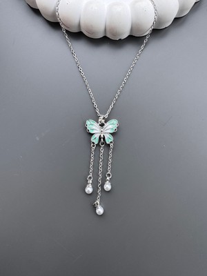 Gözde Aksesuarım Gümüş Renk Incili Kelebek Kolye Çelik