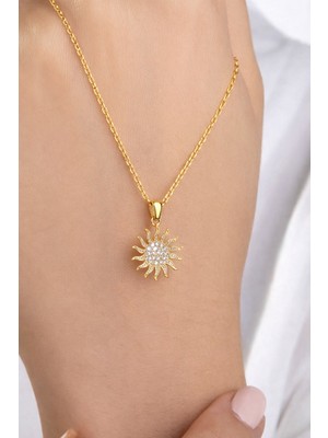 Çekirdek Jewelry 925 Ayar Gümüş Güneş Kolye