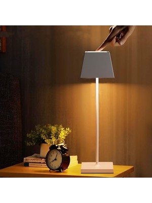 Hype Store 38CM Modern Masa Lambası Oturma Odası Başucu Lambası Restoran Bar Kitap Okuma Işığı Masa Lambası USB