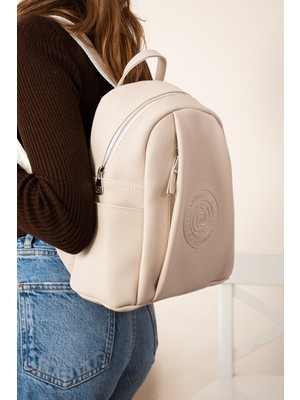 Just Polo Kadın Sırt Çantası Yeni Sezon Ebat: Boy 31 cm En 29 cm