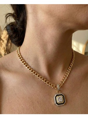 Milena Blake Baget Siyah Çerçeveli Kare Gold Taşlı Kolye