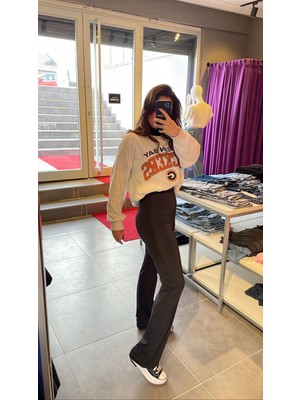 Hande Batmaz Butik Boru Paça Tayt Pantolon