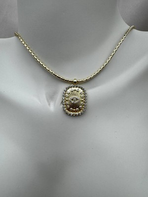 Luseda Taş Detaylı Gold Renk 45+5cm Ayarlanabilir Oval Kolye