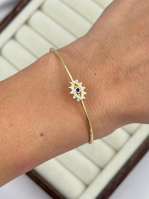 Luseda İnce Form Işın Detaylı Nazar Göz Zarif Ayarlanabilir Kelepçe Bileklik