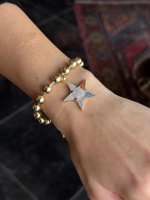 Luseda Renkli Taş İşlemeli Yıldız Charm’lı 19+4cm Ayarlanabilir Gold Renk Bileklik