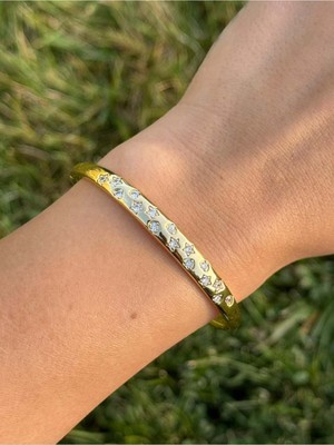 Luseda Yıldız Kalp Zirkon Taş İşlemeli Gold VIP Kelepçe Bileklik