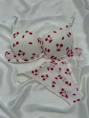 Kadın Kiraz Desenli Iç Çamaşırı Takımı – Destekli Balenli Sütyen & Tül Külot