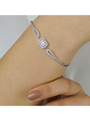 Takıhan Pırlanta Tasarımlı Baget Taşlı 925 Ayar Gümüş Bileklik