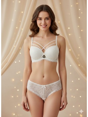 Trend Dokunuş Kadın Askılı Dolgulu ve Dantelli Iç Çamaşırı Sütyen Külot Takımı