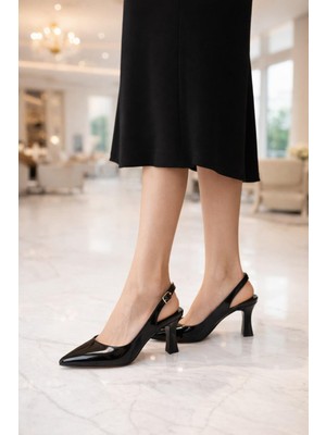 ModaOnn Şık ve Klasik Sivri Burun Kadın Topuklu Ayakkabı