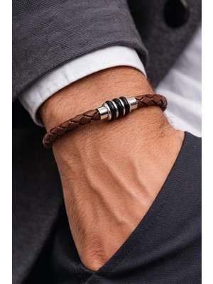 Herşey Nota Terra Core – Kahverengi Örgü Deri & Çelik Halkalı Erkek Bileklik-90-06