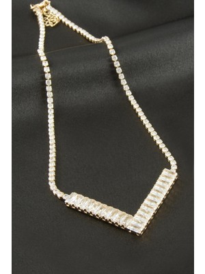 Datatek Üçgen Tamtur Zirkon Taşlı Lüks Kolye 8 mm