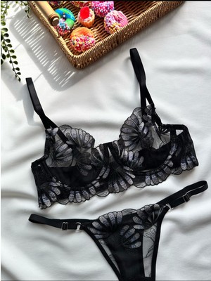 Rozenin Lingerie Çiçek Desenli Transparan Bralet Sütyen Takımı