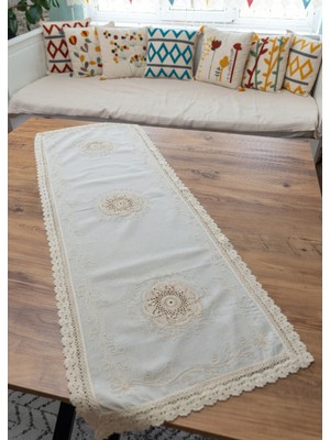 Natural Life Concept Buldan Işi El Örmesi Dantelli Runner - Krem Renk Doğal Pamuklu Masa Örtüsü