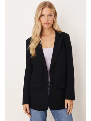 Armonika Kadın Siyah Erkek Yaka Cep Kapaklı Vatkalı Oversize Kaşe Ceket ARM-26K001044