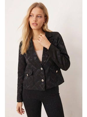 Armonika Kadın Siyah Erkek Yaka Kare Cepli Crop Ceket ARM-26K001086