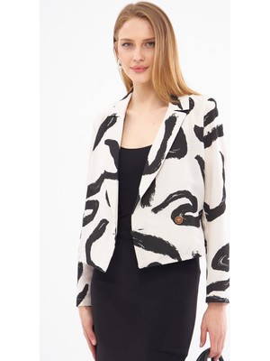 Armonika Kadın Siyah Kruvaze Yaka Desenli Crop Ceket ARM-24Y001058