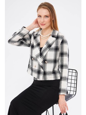 Armonika Kadın Ekru Kruvaze Yaka Tüvit Crop Ceket ARM-24K001014