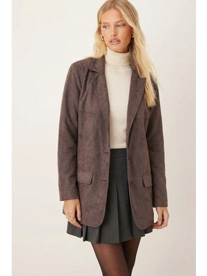 Armonika Kadın Koyu Kahve Yakalı Cep Kapaklı Düğmeli Vatkalı Premium Süet Oversize Ceket ARM-25K001057