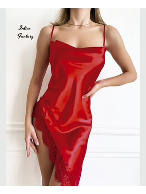 Intive Lingerie Intive Yanı Dantelli Derin Dekolteli Saten Uzun Ince Askılı Asimetrik Gecelik (Siyah/kırmızı/beyaz)