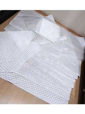 Evsay Dolap Içi Kapitone Güpürsüz 4kenarı Overloklu Raf Örtüsü En 50CM Boy 10 Metre Kırık Beyaz