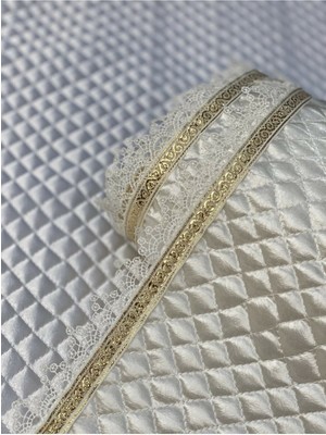 Evsay Dolap Içi Krem Kapitone Güpürlü Gold Su Taşlı Raf Örtüsü En 50 Santim Boy 8 Metre