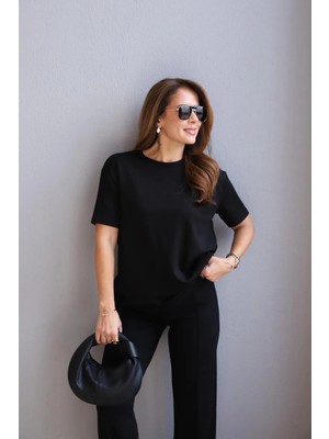 Purple By Banu Siyah Basic Tshirt