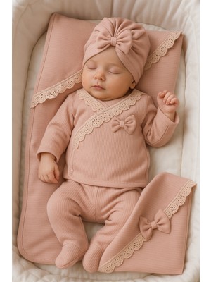 Kız Bebek Raporlu Kumaş Fistolu 10'lu Yenidoğan Hastane Çıkışı Seti Kutulu