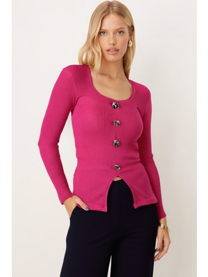 Armonika Kadın Fuşya U Yaka Düğme Detaylı Önden Yırtmaçlı Yumuşak Dokulu Bluz ARM-26K001038