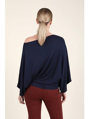 Armonika Kadın Lacivert Kayık Yaka Yarasa Kol Bluz ARM-26K042018