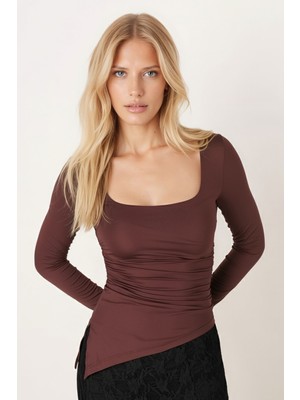 Armonika Kadın Kahve Yanları Büzgülü Uzun Kol Asimetrik Bluz ARM-26K042005