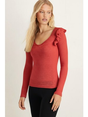 Armonika Kadın Nar Çiçeği V Yaka Fırfır Detaylı Yumuşak Dokulu Bluz ARM-26K001045