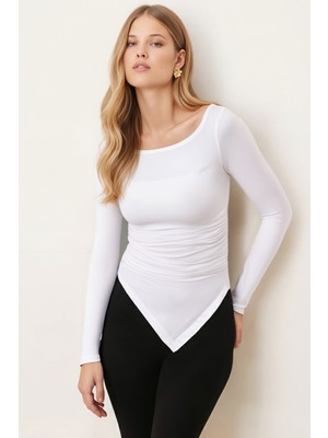 Armonika Kadın Beyaz Yanları Büzgülü Önü Asimetrik Kesim Bluz ARM-26K135011